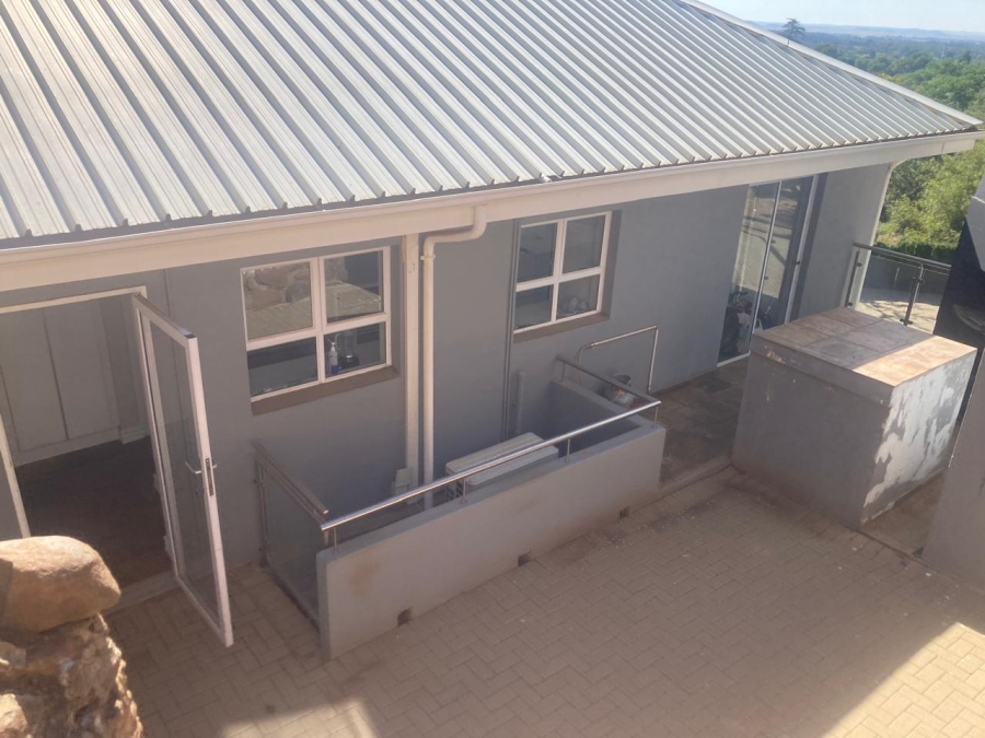4 Bedroom Property for Sale in Waverley Free State